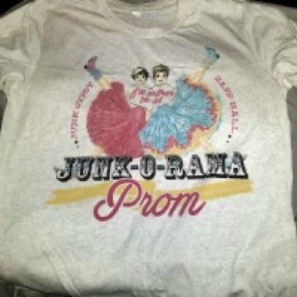 Junk-O-Rama Prom Tee, NWT - Picture 1 of 1